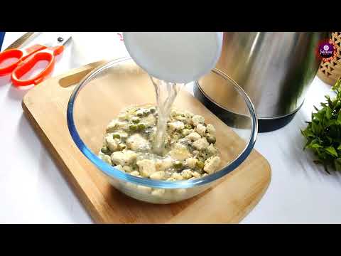 Methi Matar Malai: Creamy fenugreek and green peas curry. 2 Servings. Just Add Hot water